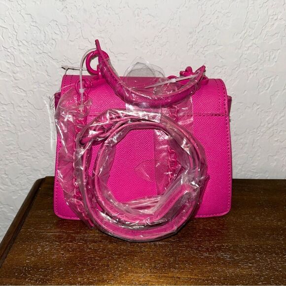 New, Betsey Johnson XO Darla Crossbody Purse Bag - Picture 2 of 7